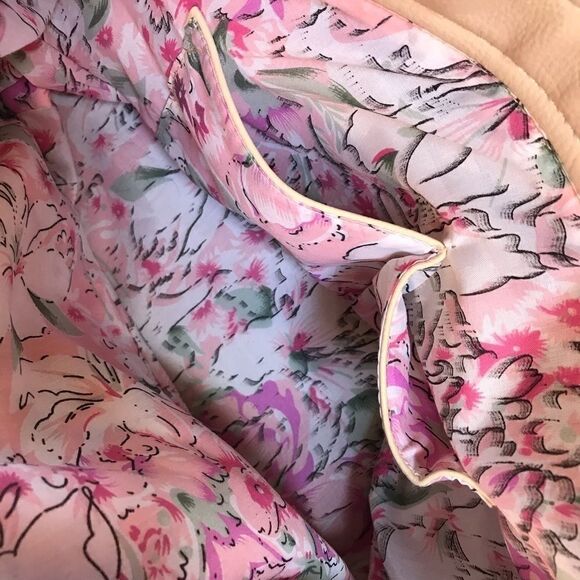 Oversized Handbag  - Picture 11 of 16